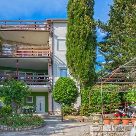 Apartments Sabina - 100M From Sea Crikvenica Exterior foto