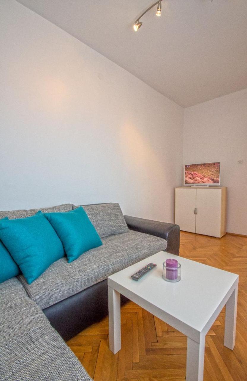 Apartments Sabina - 100M From Sea Crikvenica Exterior foto